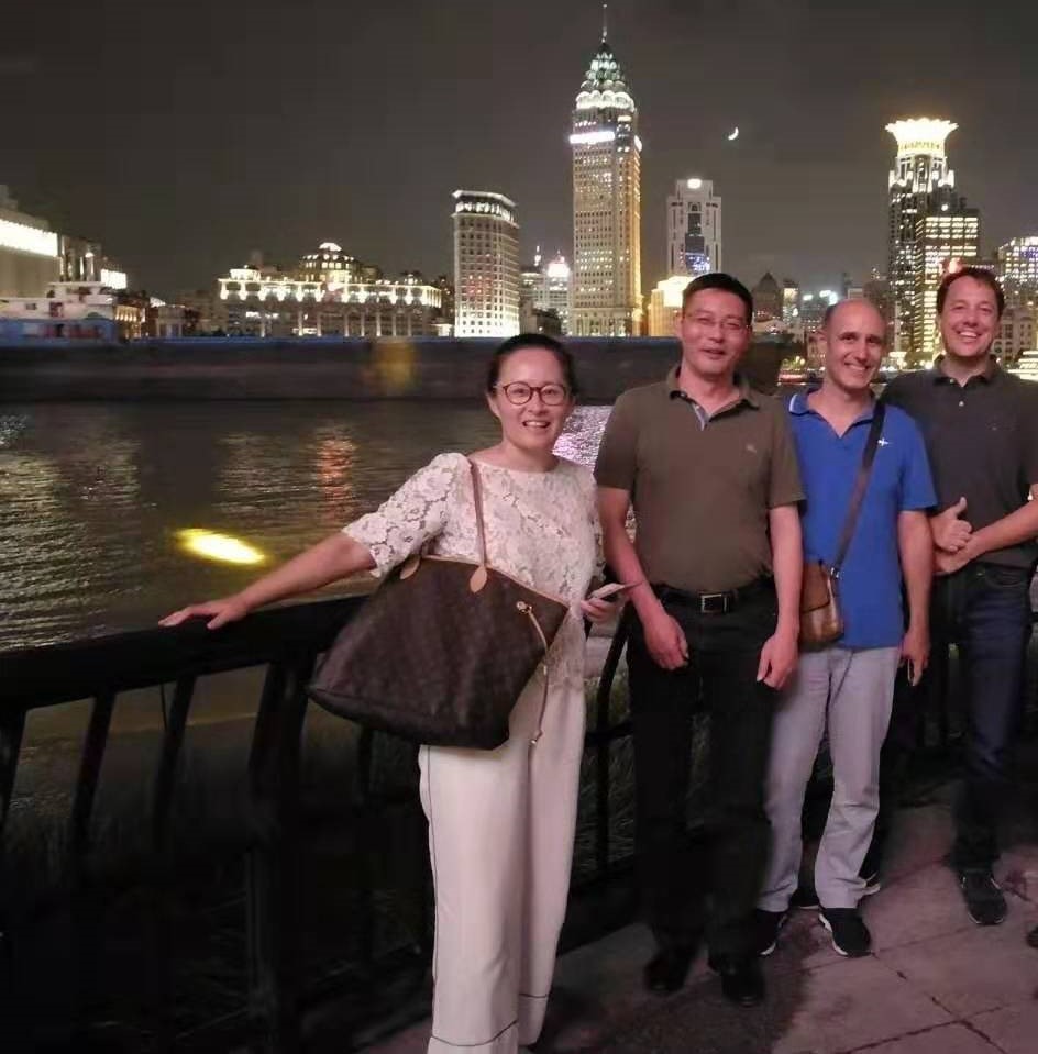 意大利布隆迪公司全球銷售總監法比奧與荷蘭葛羅寧根客戶經理佛倫茨來我公司交流